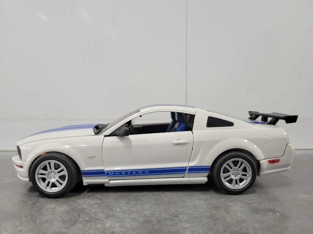 Star Trek Gold Handle Phaser