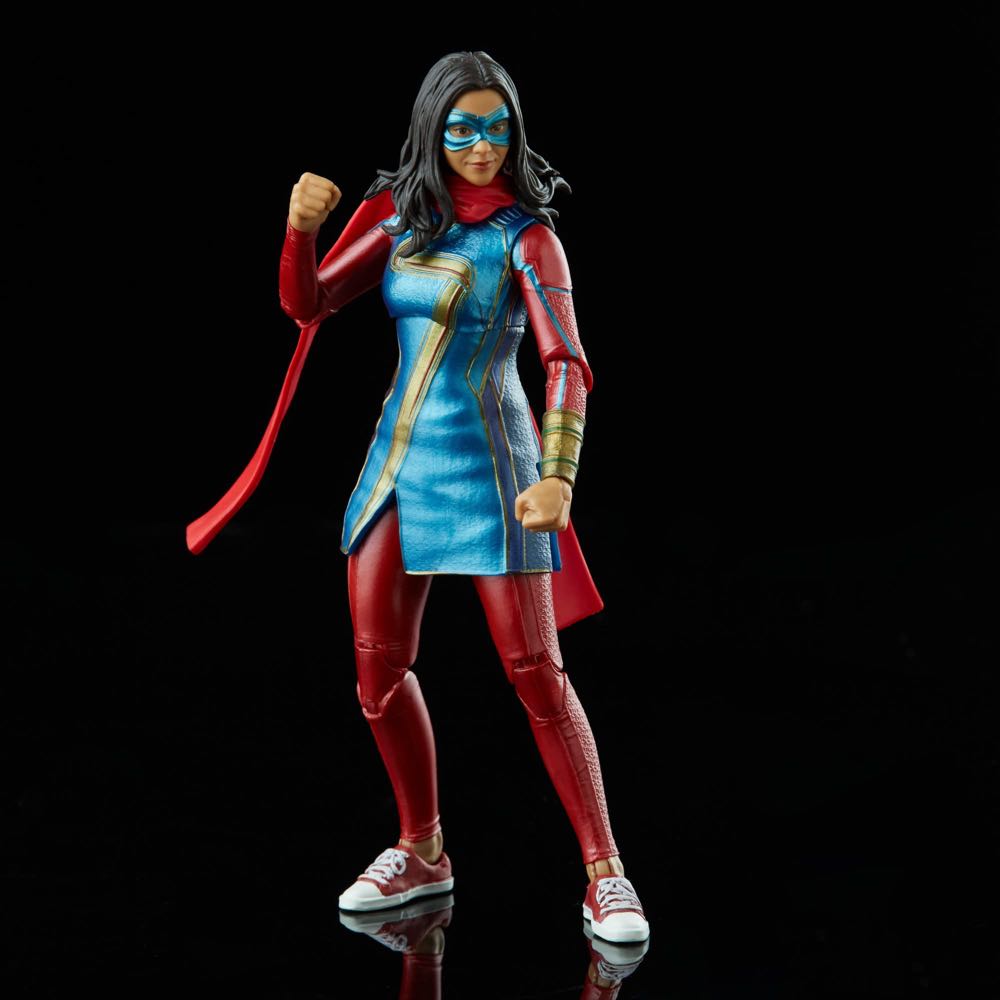 Ms. Marvel (Disney Plus) Action Figure  - Hasbro (ML BAF Infinity Ultron) action figure collectible [Barcode 5010994134693] - Main Image 2