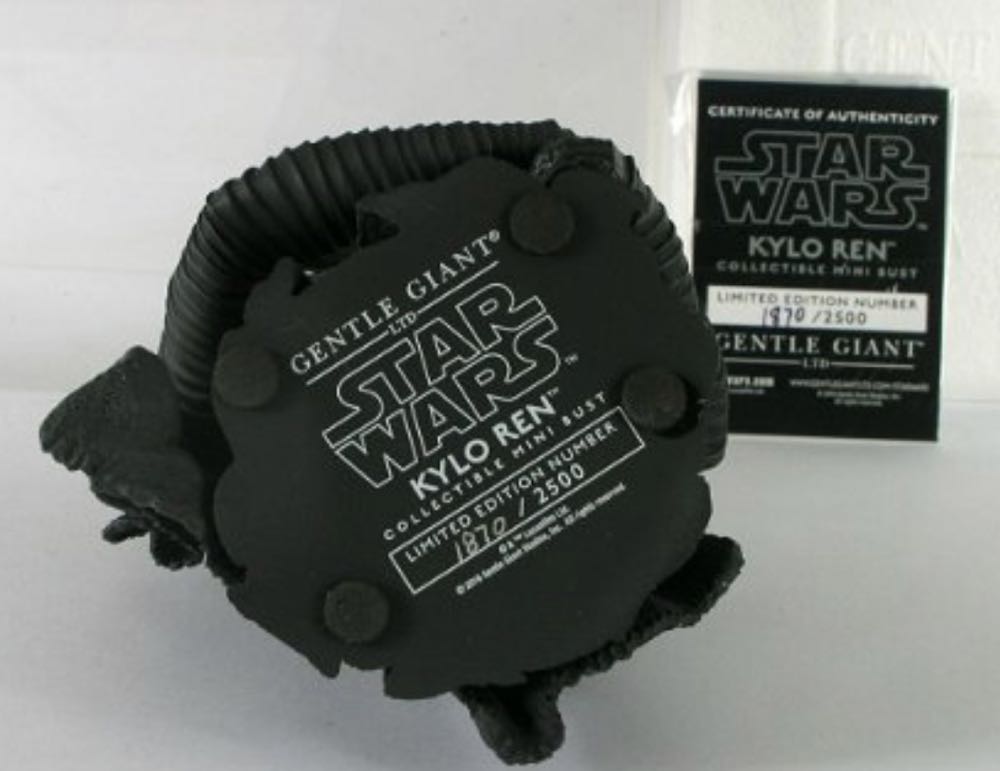 Gentle Giant Star Wars Kylo Ren Mini-Bust - Gentle Giant LTD action figure collectible - Main Image 2