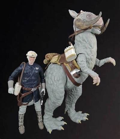 Han Solo w/Tauntaun - Hasbro (Blue Line) action figure collectible - Main Image 4