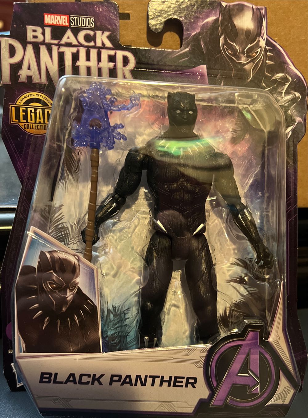 Marvel Black Panther - Hasbro action figure collectible [Barcode 195166172941] - Main Image 2