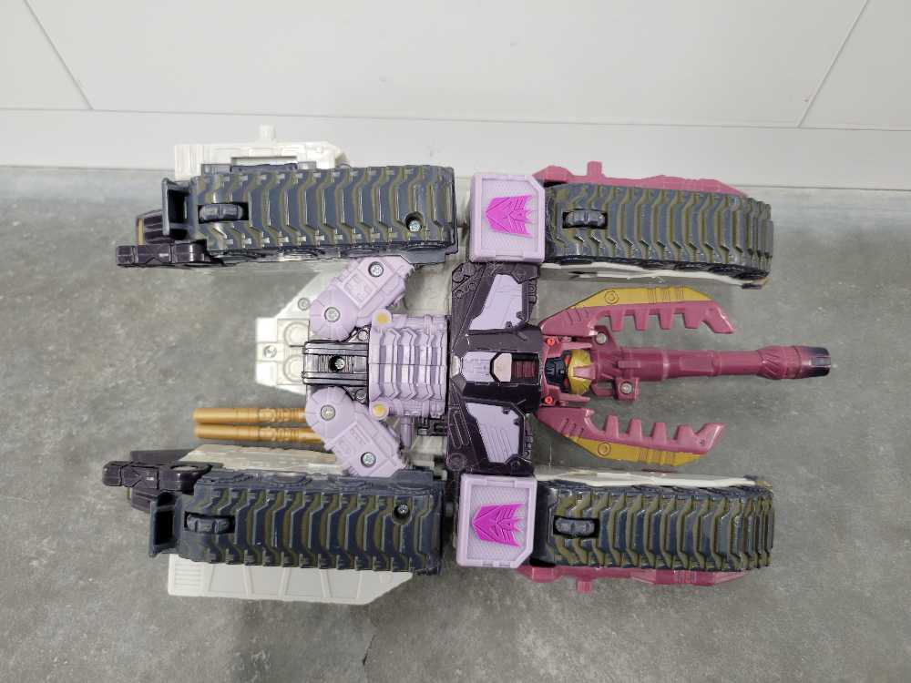 Galvatron 2nd With Clench Tank Mode - Hasbro (Armada) action figure collectible - Main Image 4
