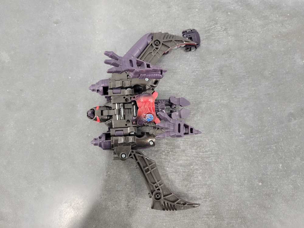 Airazor With Nightscream (Beast Mode) - Hasbro (Armada) action figure collectible - Main Image 4