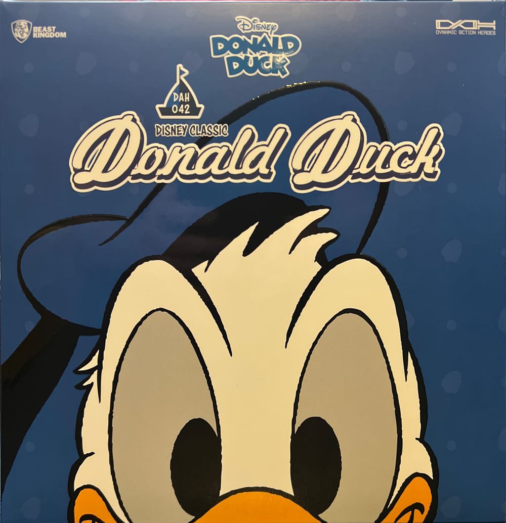 Disney Donald Duck - Beast Kingdom action figure collectible [Barcode 4711061156600] - Main Image 2