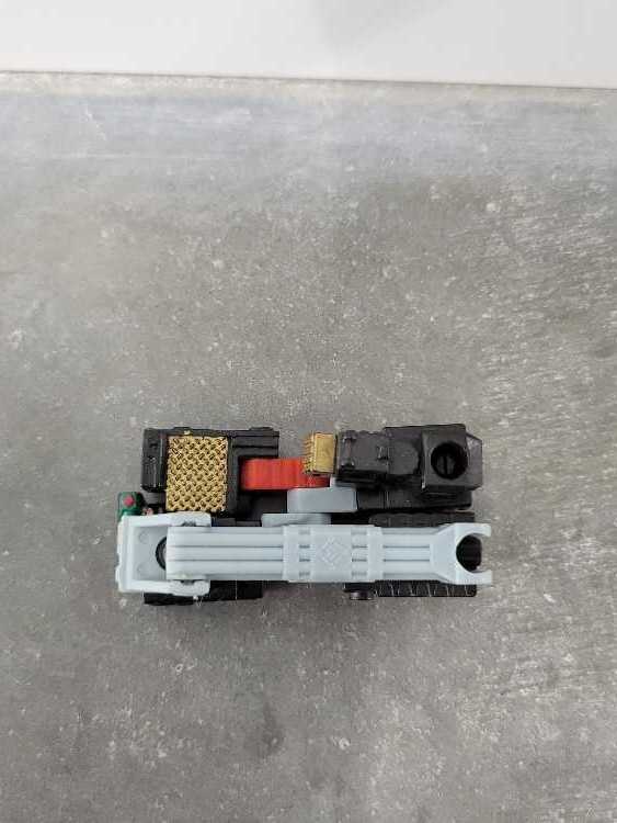 Bonecrusher 2nd (Vehicle Mode) - Hasbro (Armada) action figure collectible - Main Image 2