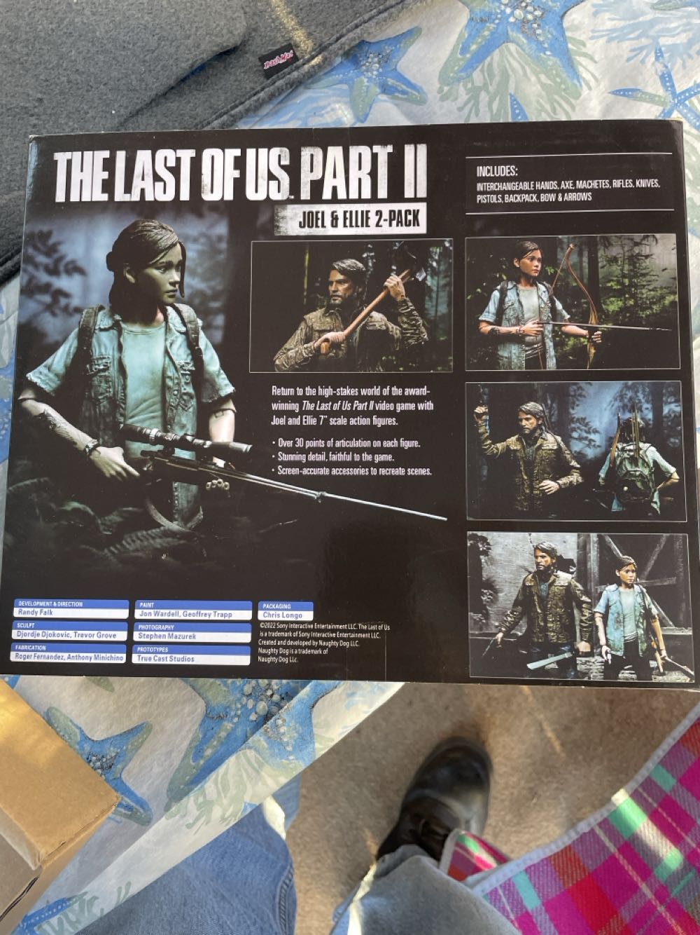 The Last Of Us Part Two: Joel And Ellie - Neca (The Last Of Us) action figure collectible [Barcode 634482444900] - Main Image 4