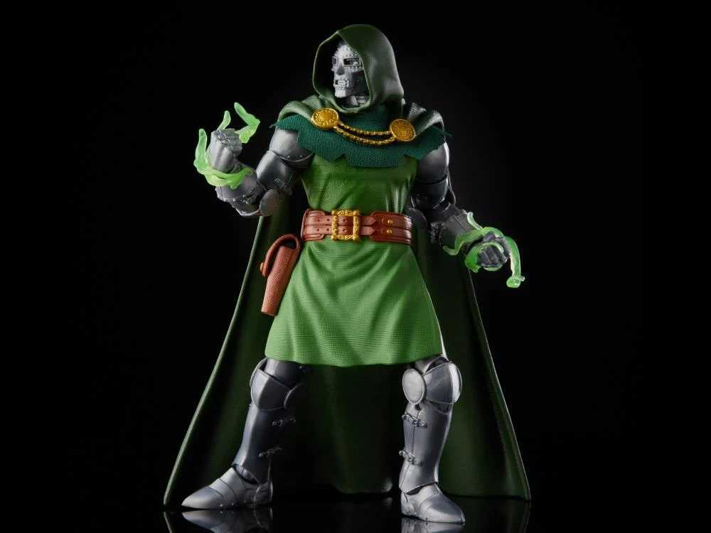 Doctor Doom (Retro) - Hasbro (Marvel) action figure collectible - Main Image 2