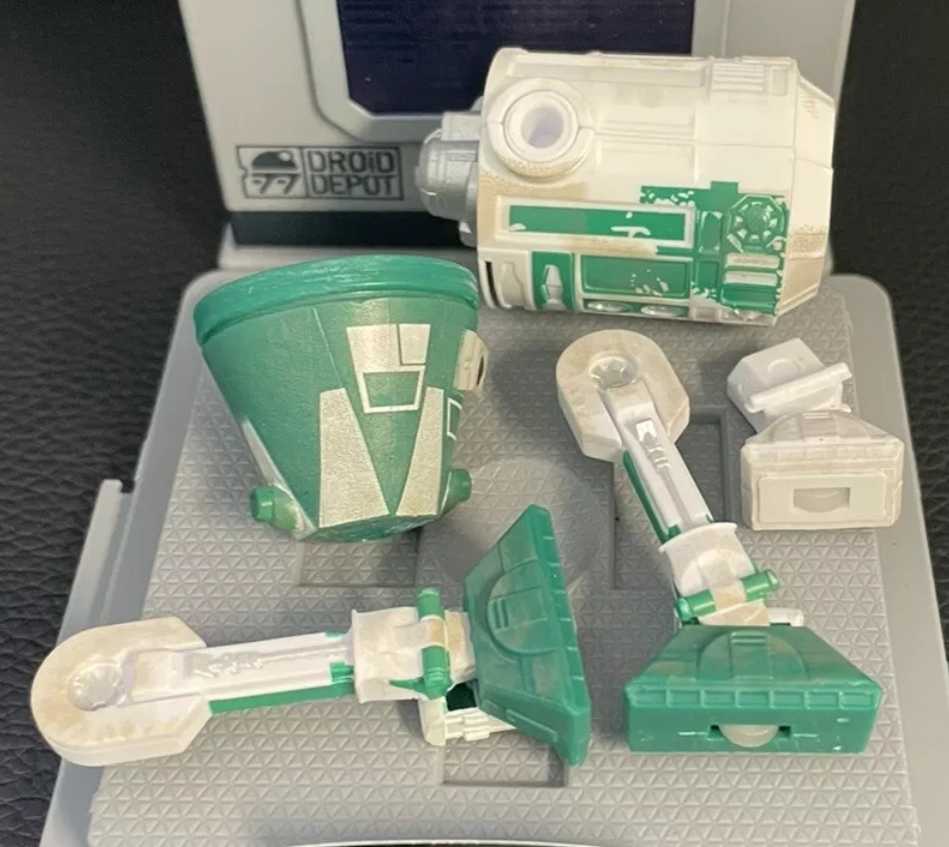 Disney Droid Factory : Galaxy’s Edge Droid Depot G4-S8 - Disney Parks (Disney Droid Factory) action figure collectible - Main Image 2