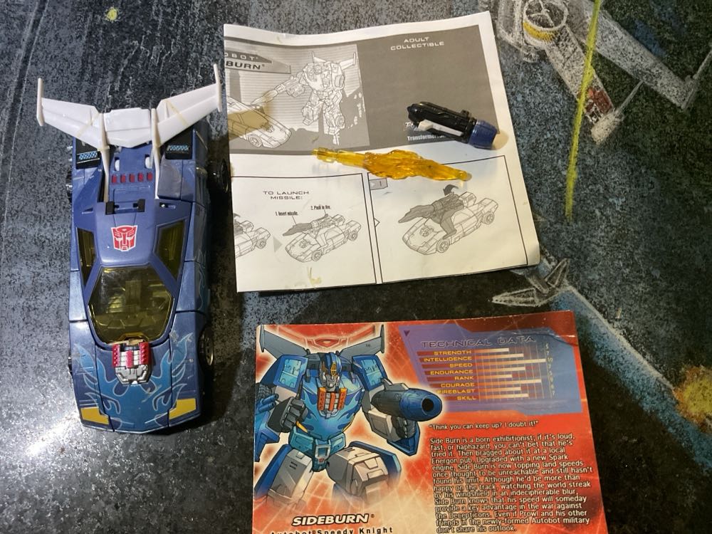 Transformers TFCC Sideburn  action figure collectible - Main Image 3