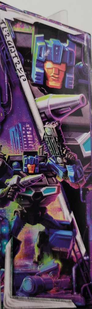 Crankcase - Hasbro (Legacy) action figure collectible - Main Image 2