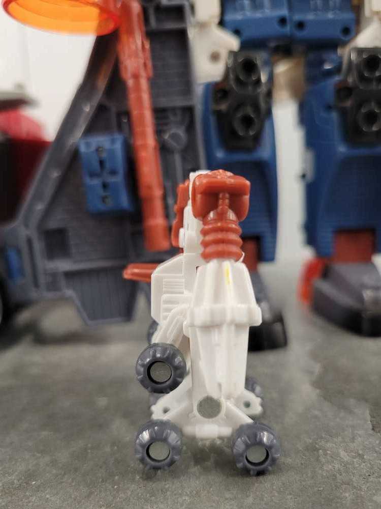 Comettor Powerlinx With Jetfire Powerlinx - Hasbro (Armada) action figure collectible - Main Image 2