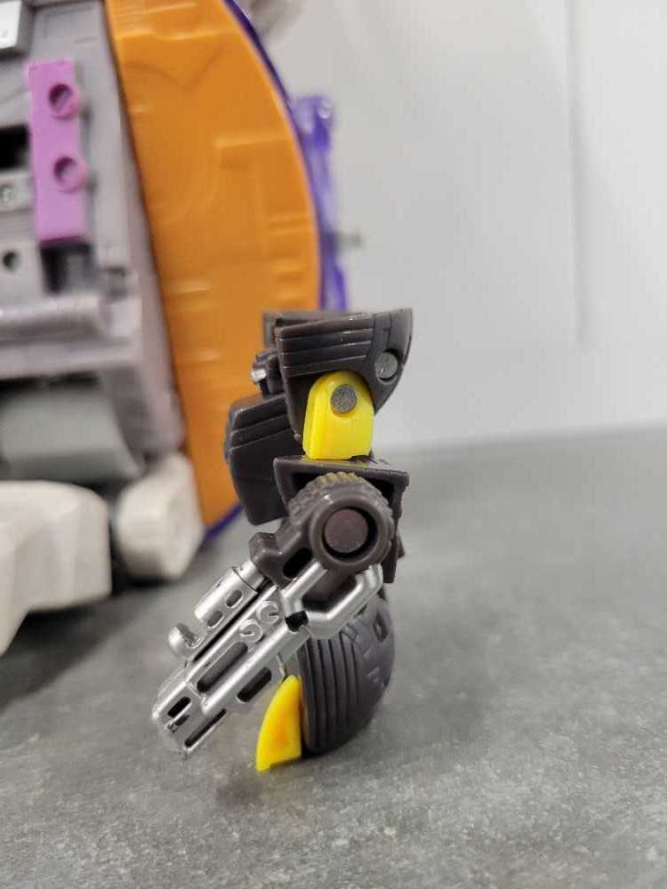 Dead End With Unicron 3rd - Hasbro (Armada) action figure collectible - Main Image 4