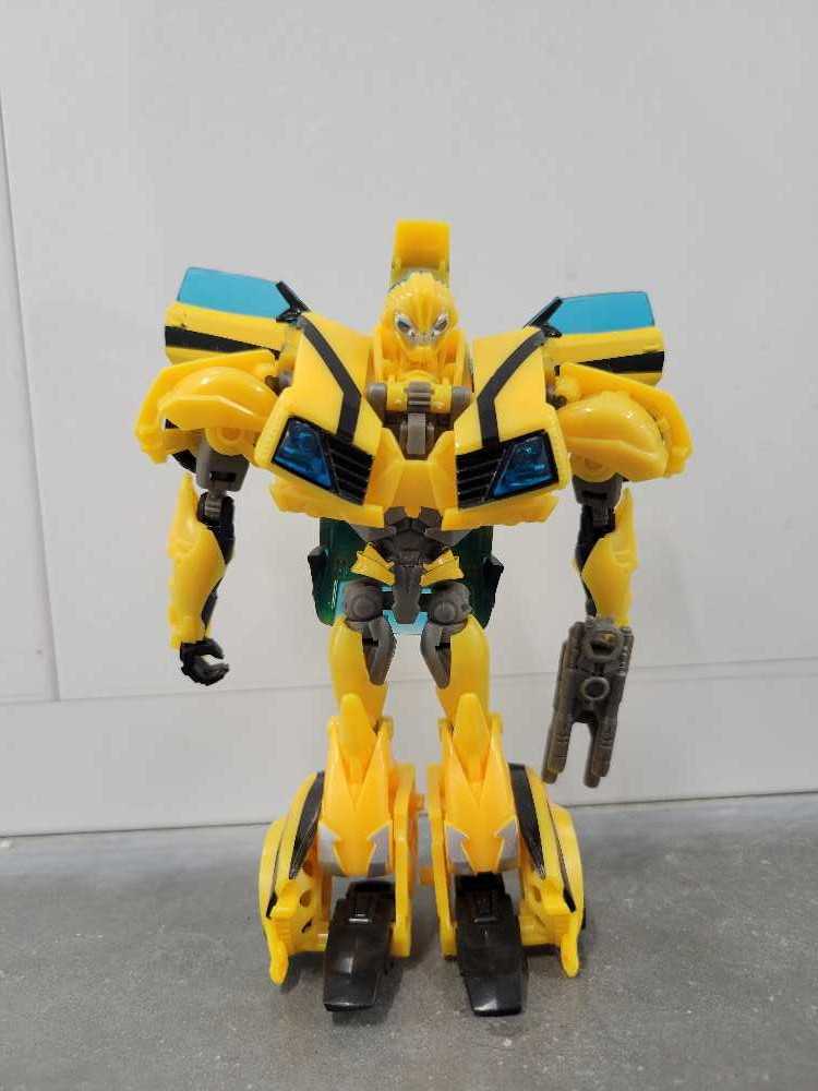 Bumblebee 2nd - Hasbro (Prime) action figure collectible - Main Image 2