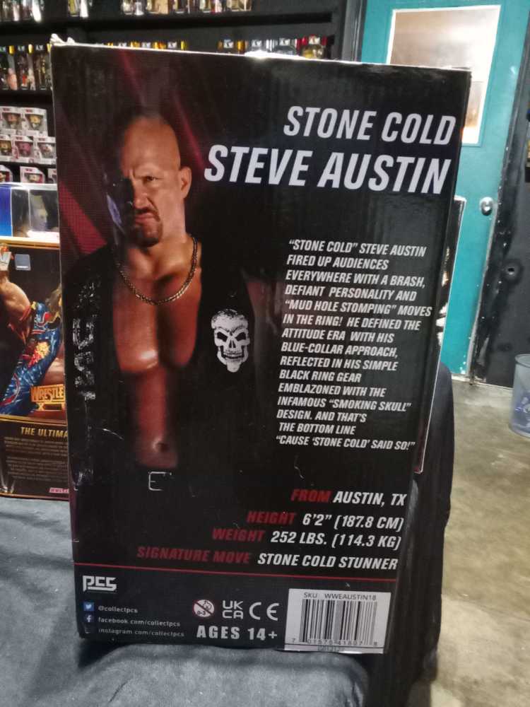 Stone Cold Steve Austin  (PCS Collectables) action figure collectible [Barcode 701575418978] - Main Image 2