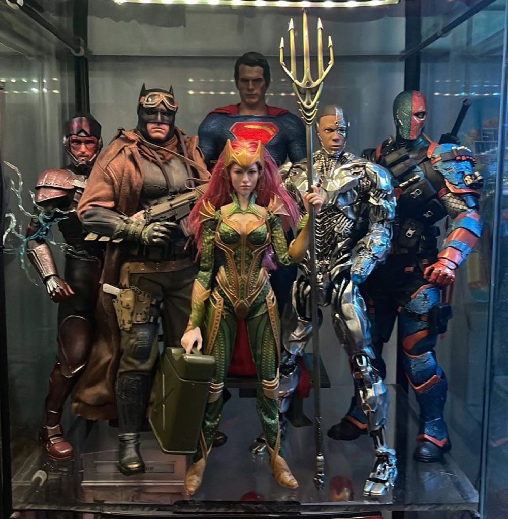 Batman : Ben Affleck - Hot Toys (DC Movies) action figure collectible - Main Image 2