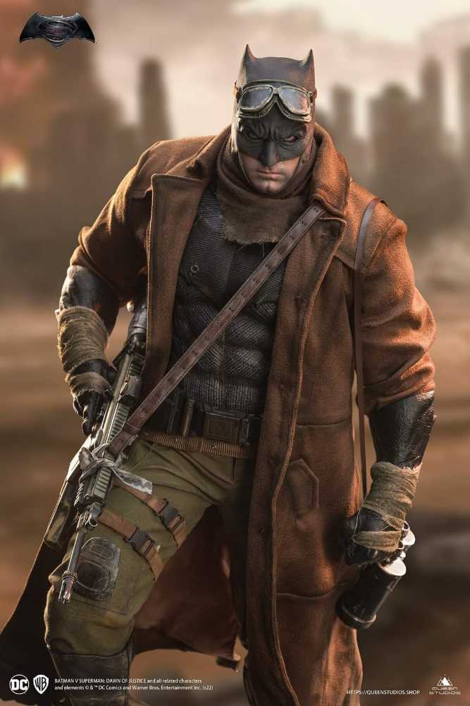 Batman (Knightmare), Batman vs Superman: Dawn of Justice  (1:4) - Queen Studios Collectibles (Batman vs Superman: Dawn of Justice (2017)) action figure collectible - Main Image 3