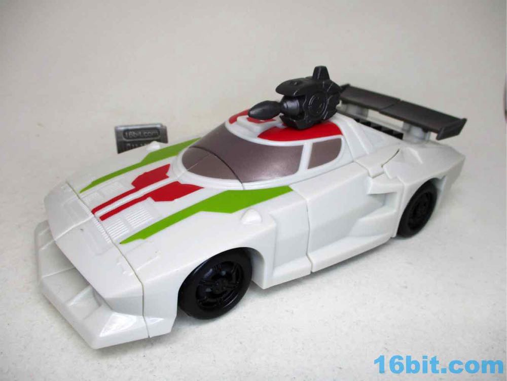 Wheeljack - Hasbro (Authentics) action figure collectible [Barcode 195166156514] - Main Image 3