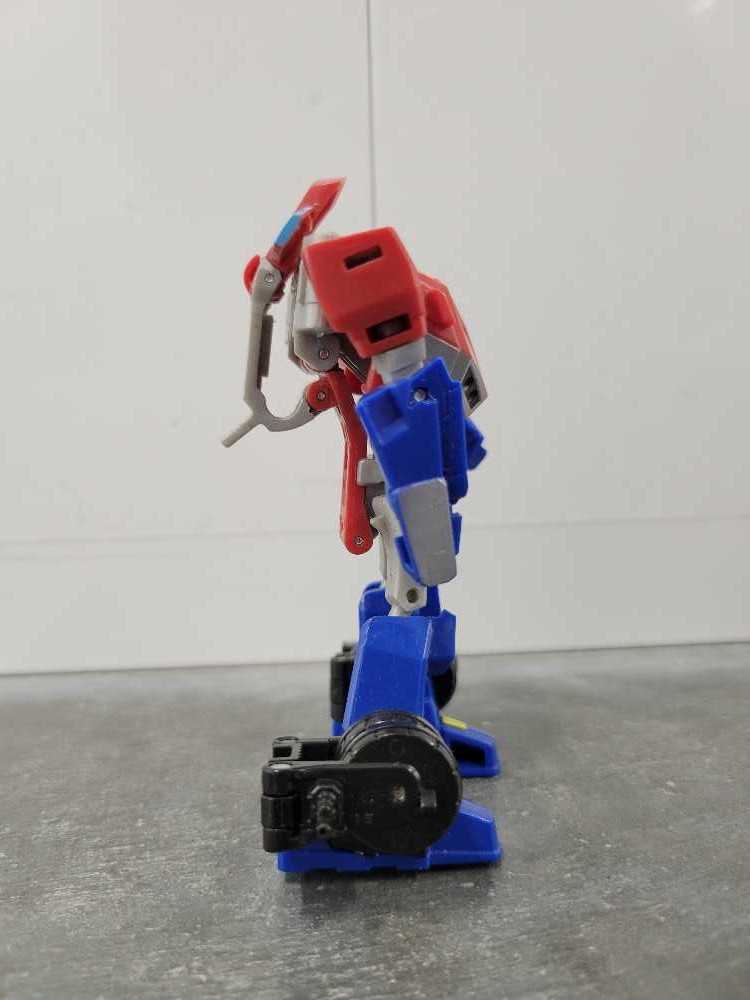 Optimus Prime Activator  - Hasbro (Animated) action figure collectible - Main Image 3