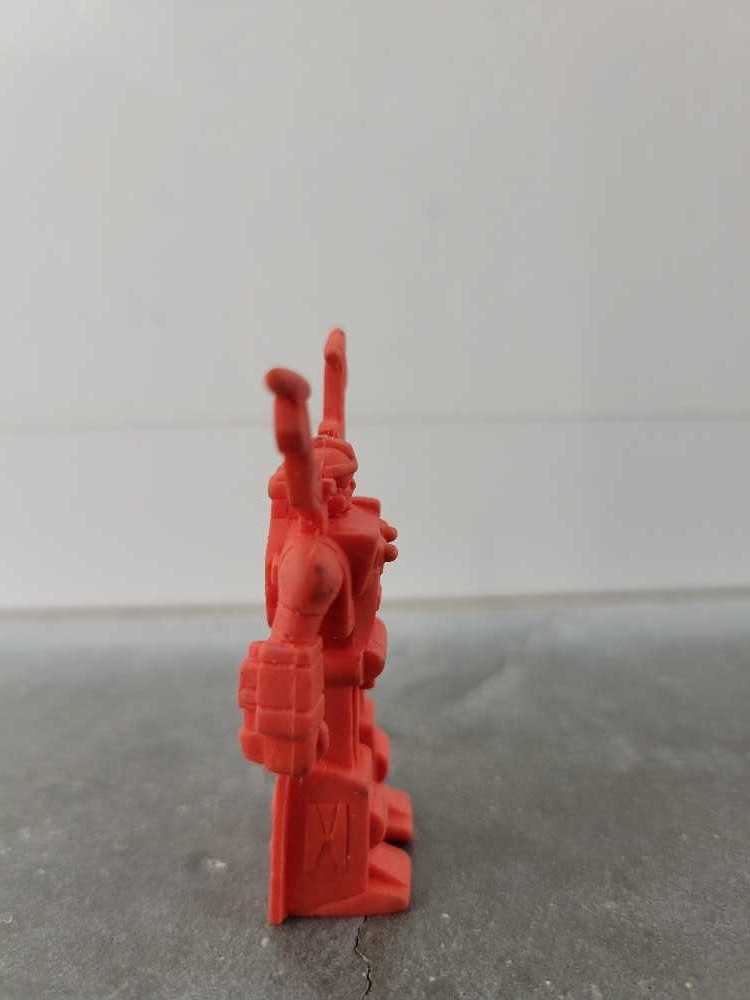 40 Shrapnel Red - Hasbro (Decoy) action figure collectible - Main Image 2