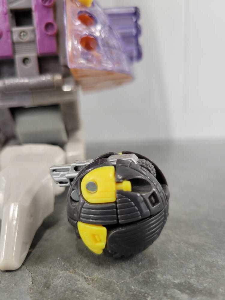 Dead End With Unicron 4th - Hasbro (Armada) action figure collectible - Main Image 4