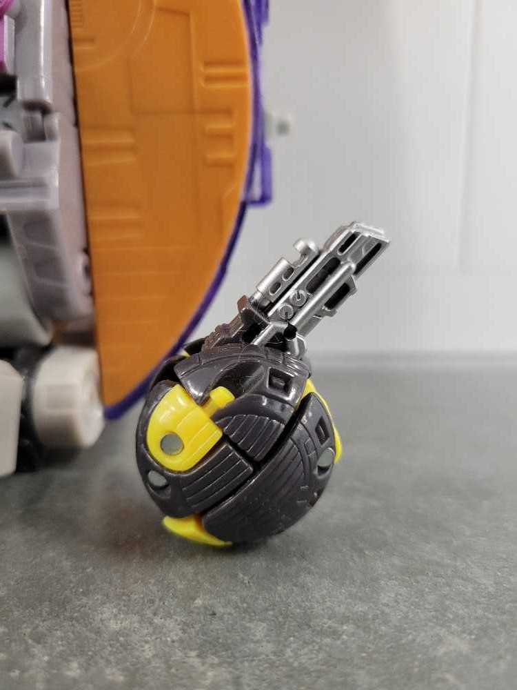 Dead End With Unicron 5th - Hasbro (Armada) action figure collectible - Main Image 2