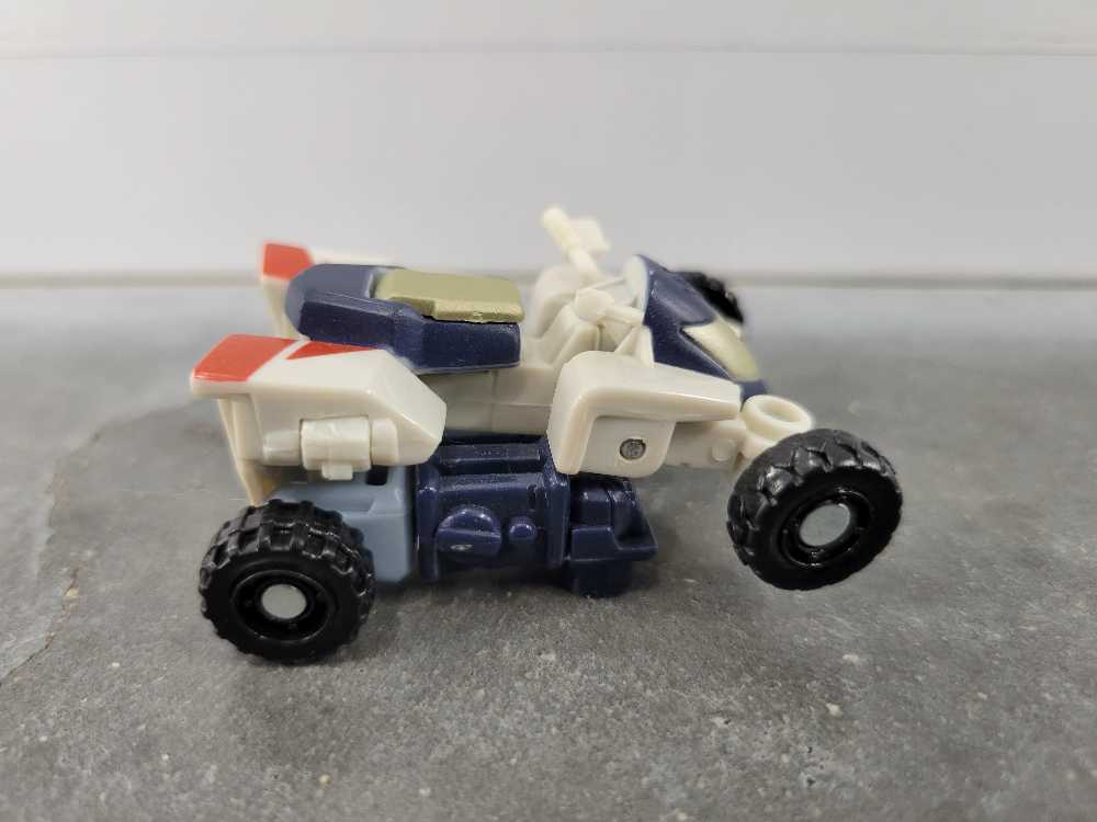 Sureshock With Highwire And Grindor  - Hasbro (Energon) action figure collectible - Main Image 3