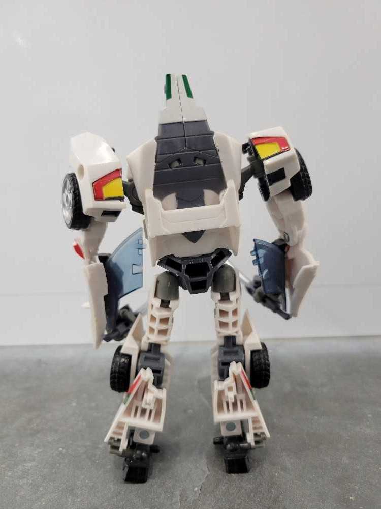 Wheeljack Robot Mode - Hasbro (Prime) action figure collectible - Main Image 4