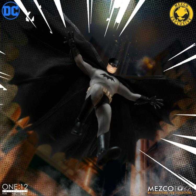 Mezco MDX Golden Age Batman - Mezco Toyz (One:12 Collective) action figure collectible [Barcode 696198764536] - Main Image 2