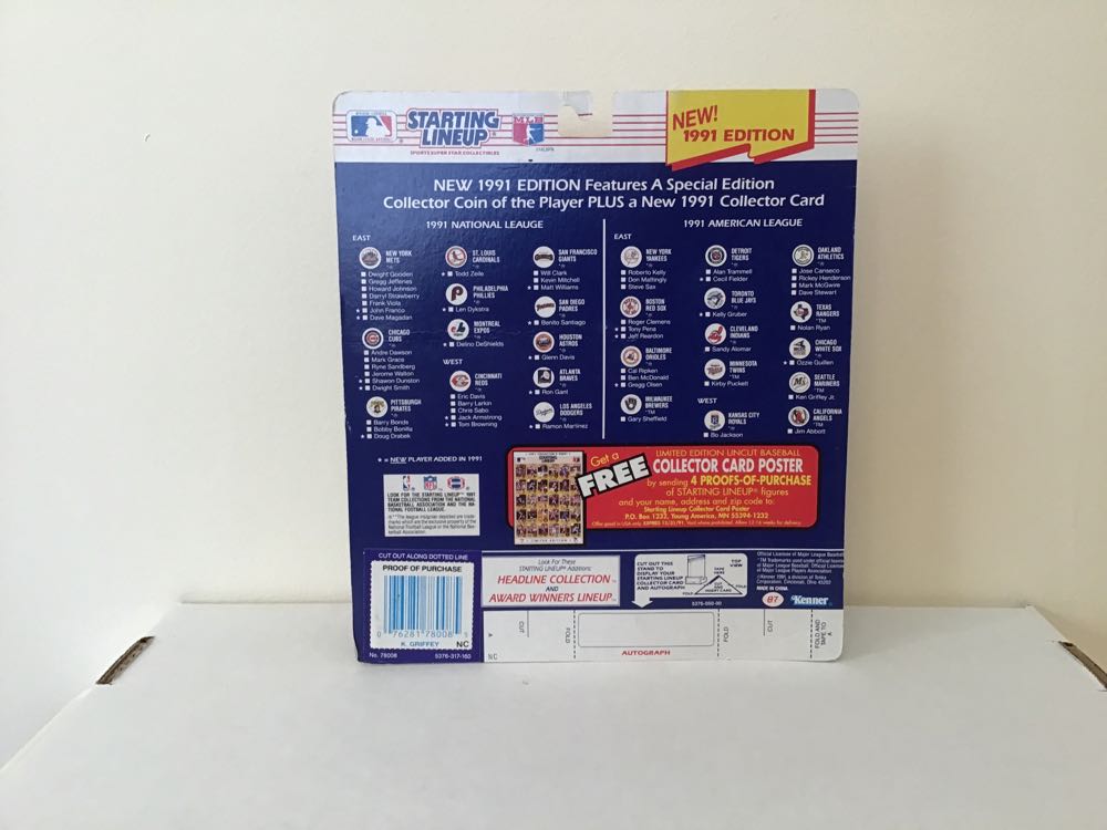 Ken Griffey, Jr. - Kenner action figure collectible - Main Image 2