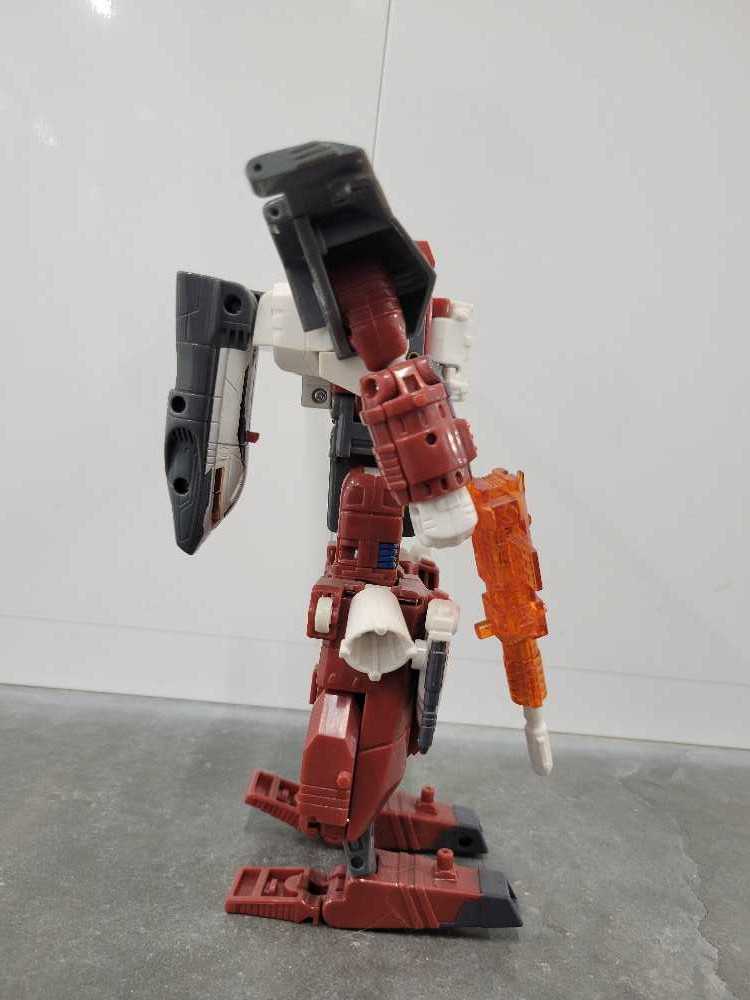 Jetfire 2nd - Hasbro (Energon) action figure collectible - Main Image 3