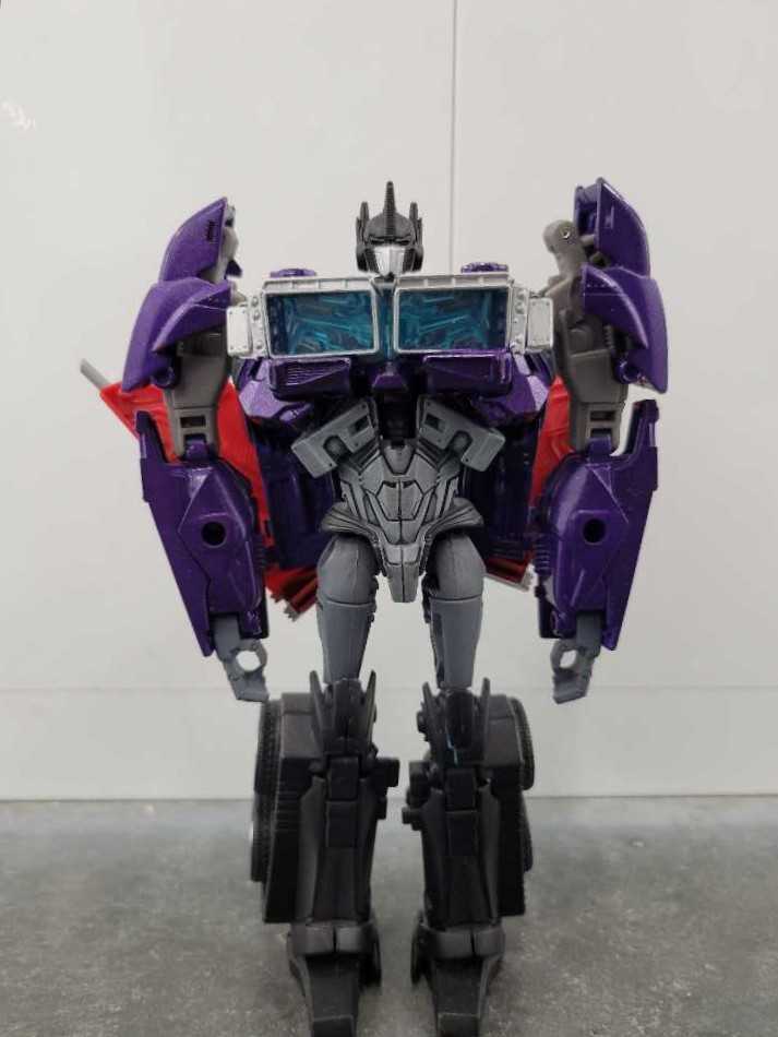 Optimus Prime Custom - Hasbro (Prime) action figure collectible - Main Image 2