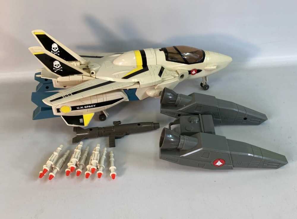 Robotech Matchbox Super VF-1S Veritech Fighter - Matchbox (Robotech) action figure collectible - Main Image 2