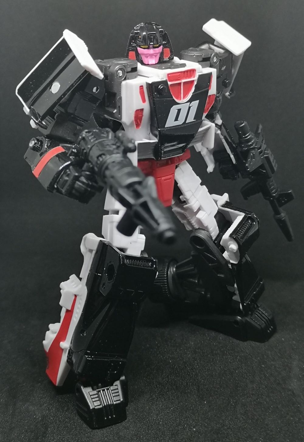 Velocitron Speedia 500 Crasher - Hasbro (Transformers Legacy) action figure collectible [Barcode 5010994186609] - Main Image 3