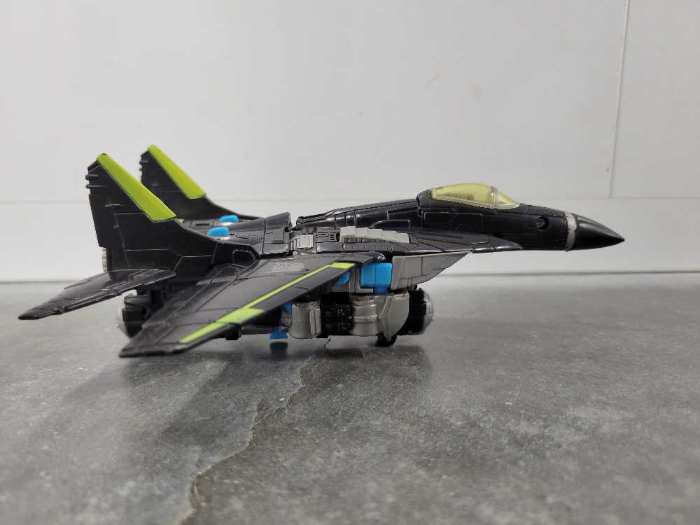 Overcast Jet Mode Missing Missiles  - Hasbro (Movie) action figure collectible - Main Image 3