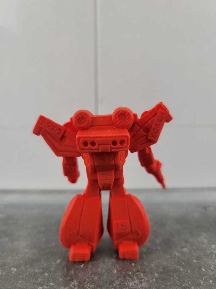 15 Tracks - Hasbro (Decoy) action figure collectible - Main Image 3