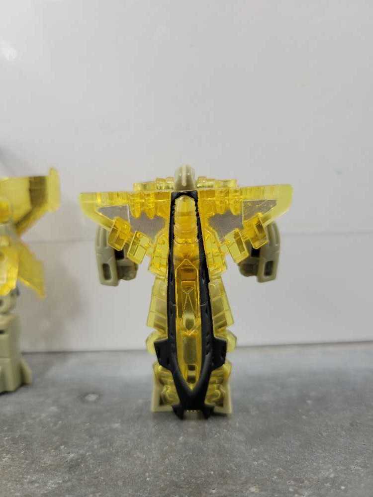 Wreckage With Scattor And Skyboom - Hasbro (Energon) action figure collectible - Main Image 3