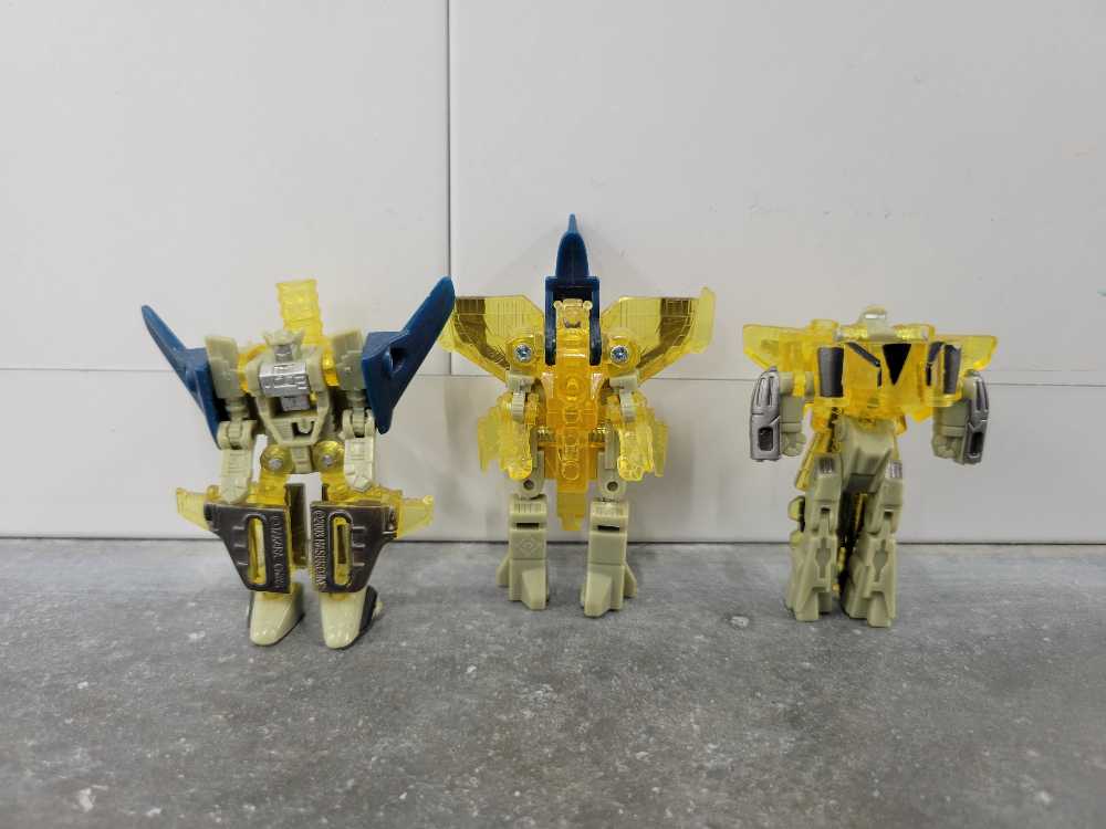 Skyboom With Scattor With Wreckage - Hasbro (Transformers Energon) action figure collectible - Main Image 4