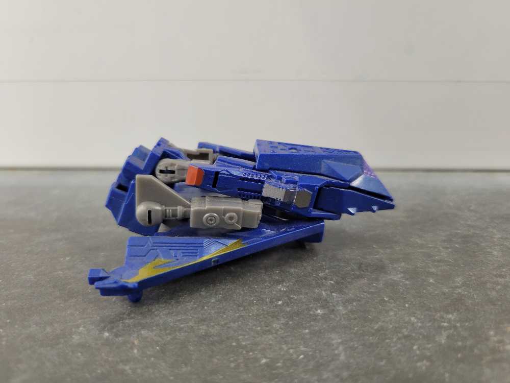 Soundwave Legends 3rd Jet Mode - Hasbro (Cybertron) action figure collectible - Main Image 3