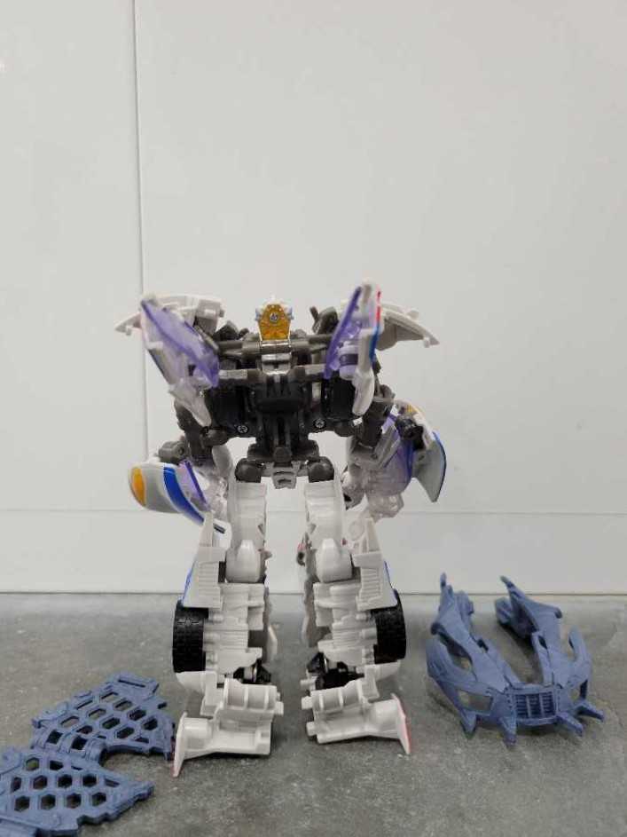 Smokescreen Robot Mode - Hasbro (Prime Beast Hunters) action figure collectible - Main Image 4