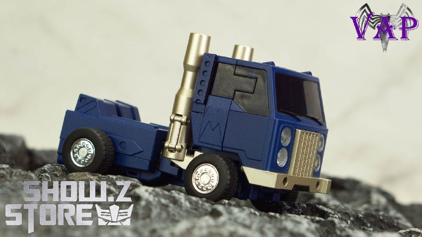 Pipes - Fans Toys (Autobot) action figure collectible - Main Image 4