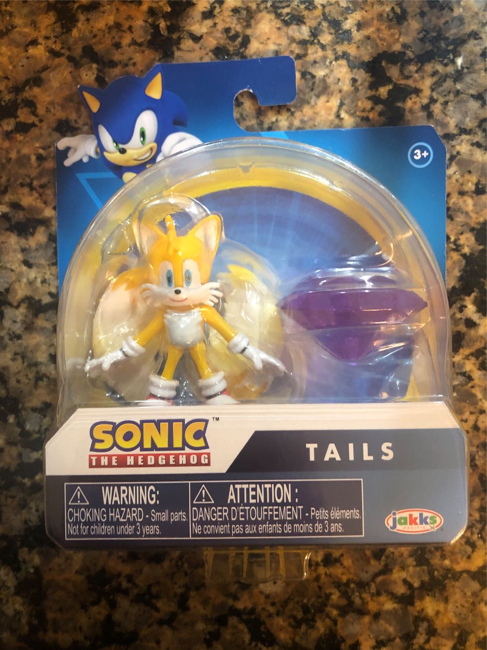 (30th Anniversary ) Sonic The Hedgehog - Tails With Chaos Gem   action figure collectible [Barcode 192995411098] - Main Image 2
