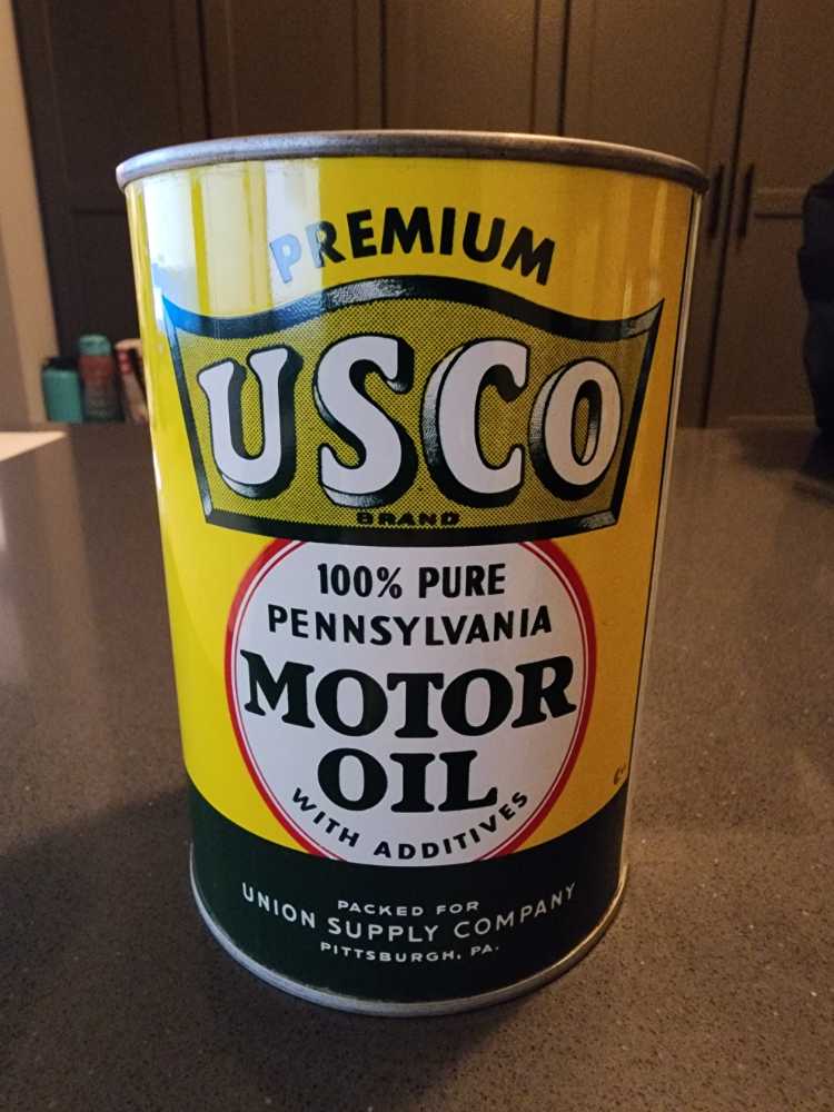 Premium USCO Motor Oil (72)  action figure collectible - Main Image 3