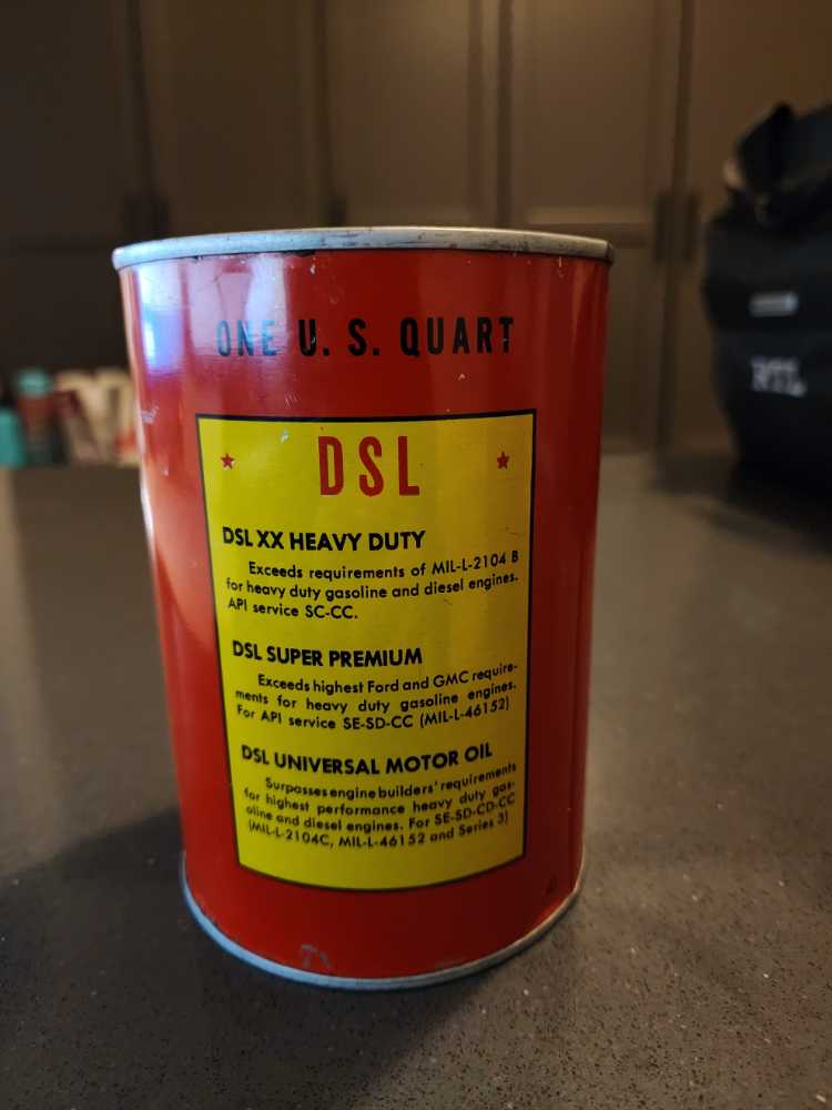 DSL Heavy Duty Lubricating Oil (79)  action figure collectible - Main Image 2