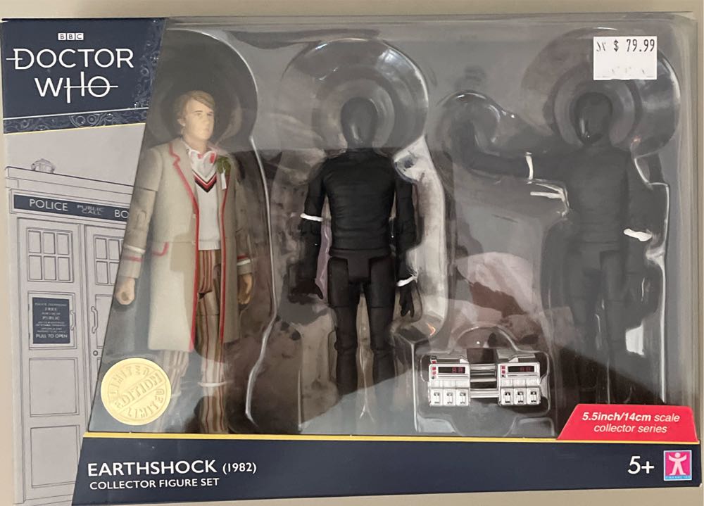 The 5th Doctor Earthshock Figure Set - Character Options (Doctor Who) (Dr Who) action figure collectible [Barcode 5029736074418] - Main Image 2