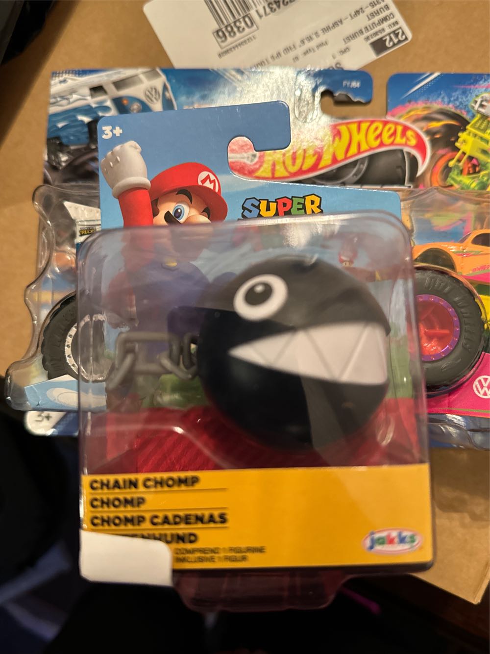 Paragoomba - Jakks Pacific (Super Mario Bros.) action figure collectible [Barcode 192995410022] - Main Image 2