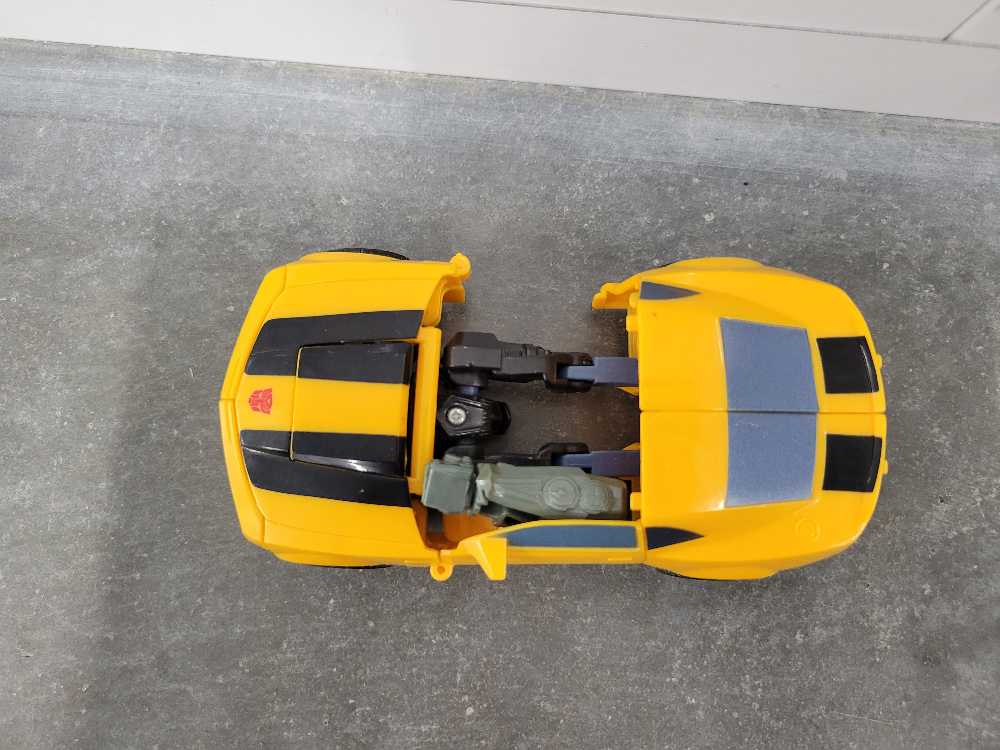 Bumblebee FAB - Hasbro (Movie) action figure collectible - Main Image 2