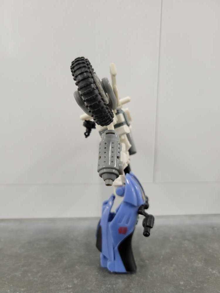 High Wire With Kicker - Hasbro (Energon) action figure collectible - Main Image 3