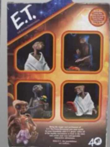 E.T. - FILMS - COMEDY (E.T.) action figure collectible [Barcode 634482550762] - Main Image 3