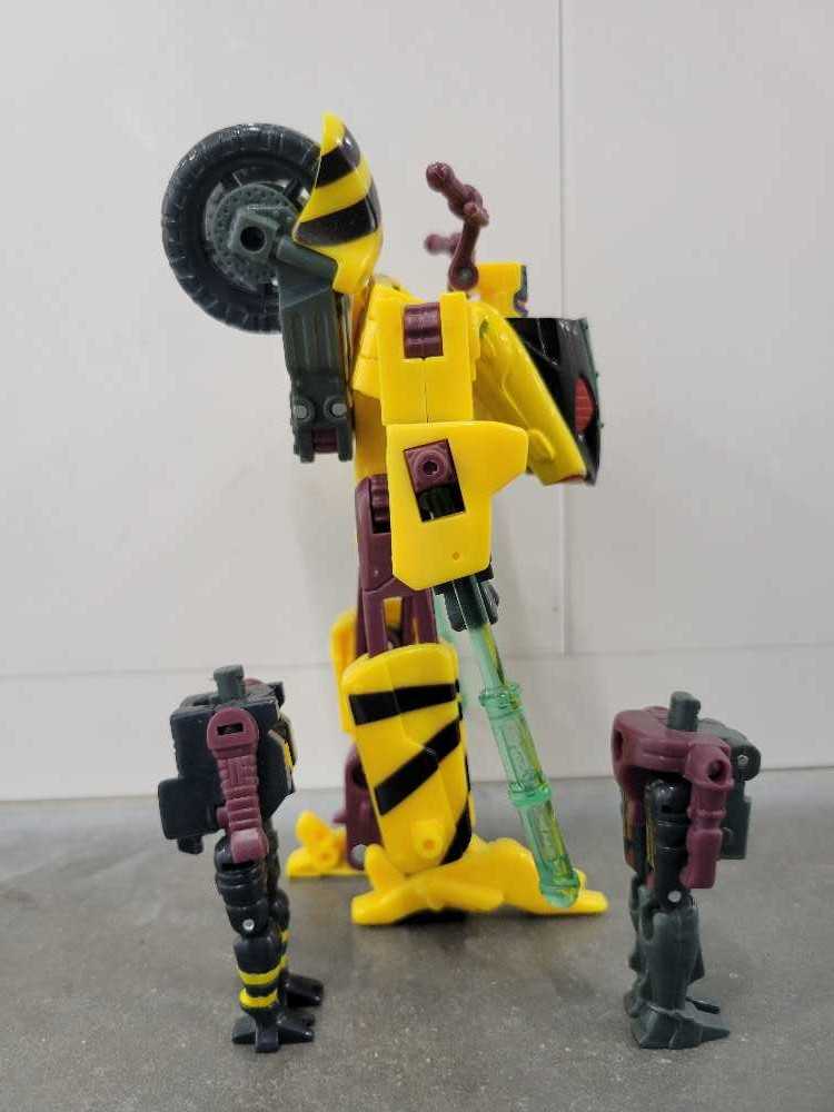 Rapid Run With Nightscream And Spycruz Nightcreeper - Hasbro (Energon) action figure collectible - Main Image 3