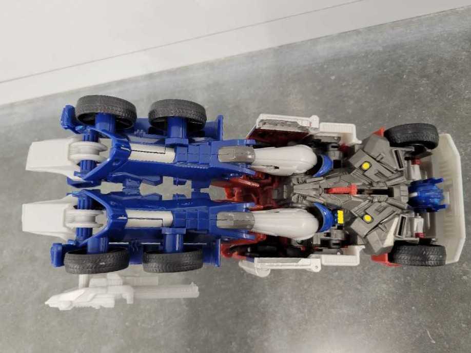 Optimus Prime Weaponizer Truck Mode - Hasbro (Prime) action figure collectible - Main Image 4